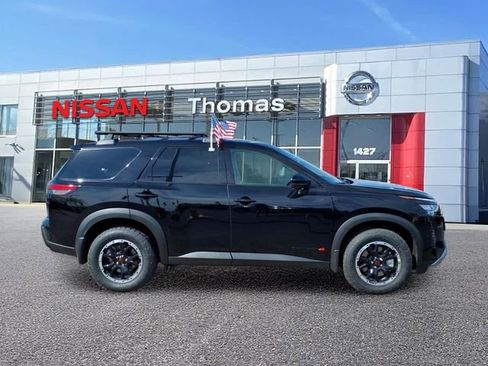 New 2026 Nissan Pathfinder Rock Creek AWD/4WD image 2