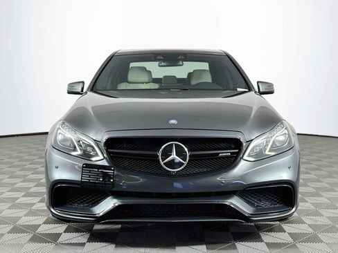 Used 2014 Mercedes-Benz E 63 AMG 4MATIC Sedan image 2