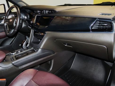 Used 2022 Cadillac XT6 Premium Luxury w/ Technology Package image 57