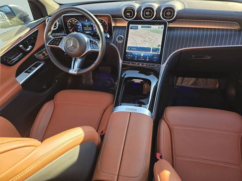 Used 2023 Mercedes-Benz GLC 300 4MATIC image 29