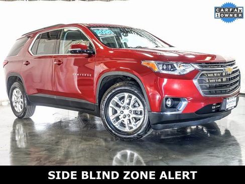 Certified 2020 Chevrolet Traverse LT image 2