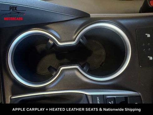 Used 2022 Toyota Camry XLE FWD image 38