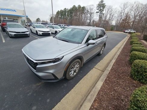 Used 2023 Honda CR-V EX-L image 3