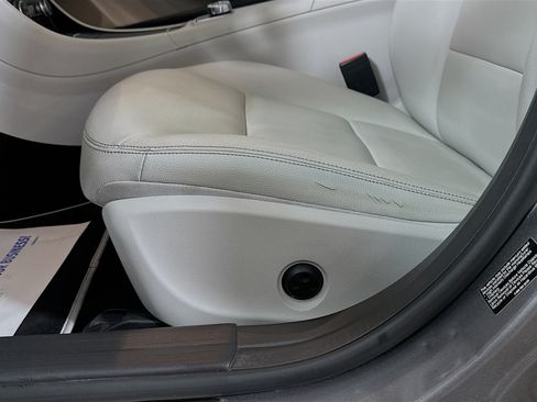 Used 2015 Mercedes-Benz GLA 250 4MATIC image 19