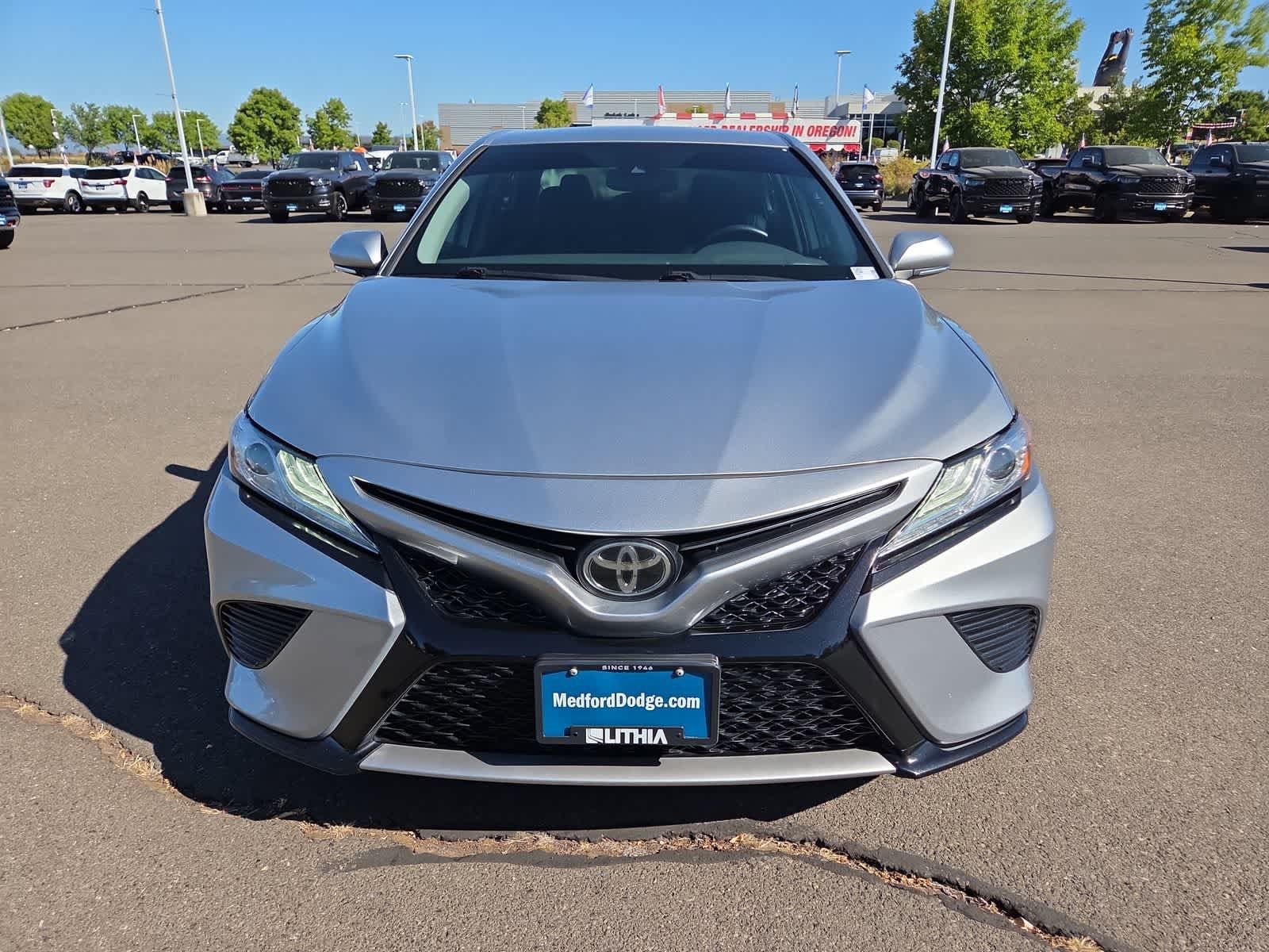 Used 2020 Toyota Camry XSE FWD image 14