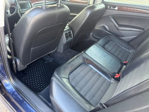 Used 2013 Volkswagen Passat TDI SEL Premium FWD image 20