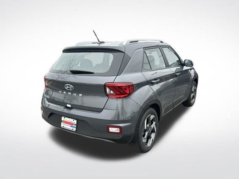 New 2026 Hyundai Venue SEL FWD image 6