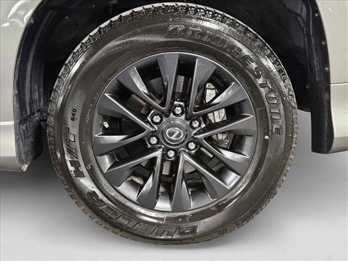 Used 2023 Lexus GX 460 Premium image 24