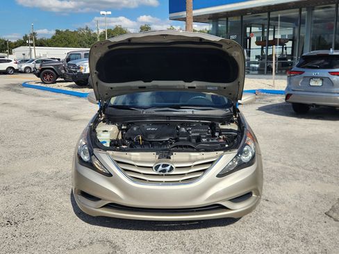 Used 2012 Hyundai Sonata GLS image 17