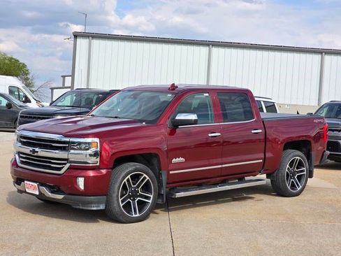 Used 2017 Chevrolet Silverado 1500 High Country AWD/4WD image 3