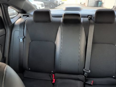Used 2022 Honda Civic Sport image 17