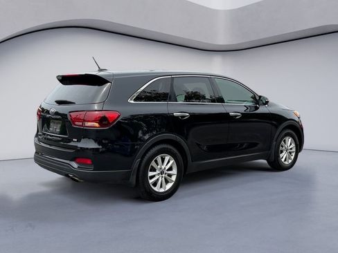 Used 2020 Kia Sorento LX FWD image 5