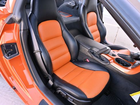 Used 2007 Chevrolet Corvette Coupe w/ Preferred Equipment Group RWD image 17