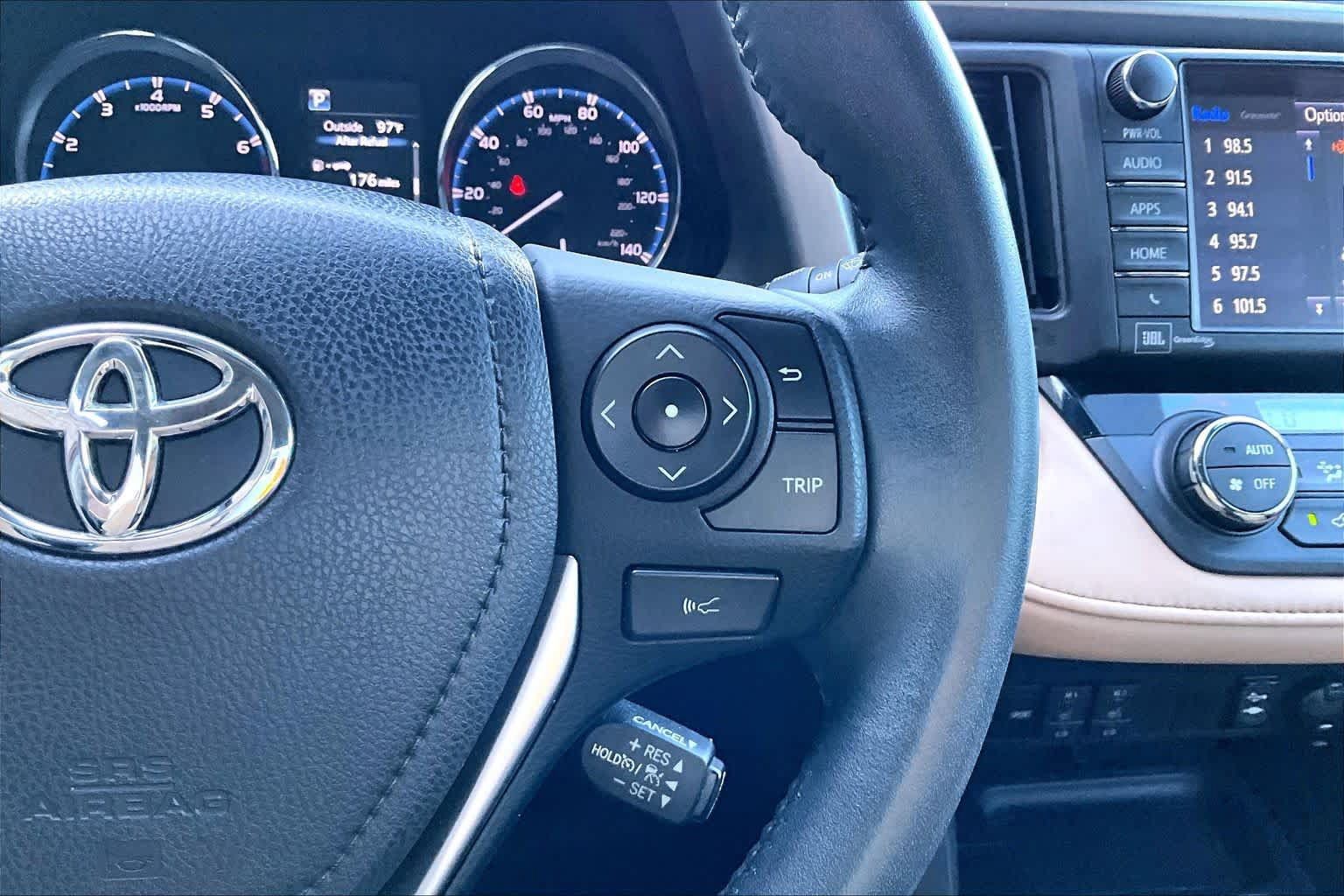 Used 2016 Toyota RAV4 Limited w/ Advanced Technology Package FWD image 24