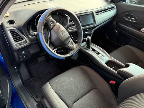 Certified 2022 Honda HR-V EX image 10