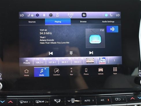 Used 2024 Jeep Wagoneer L Series II w/ Flexible Seating Group RWD image 25