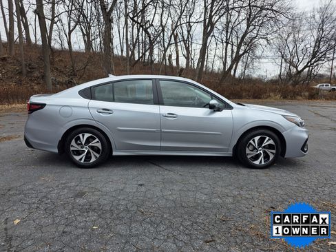 Used 2025 Subaru Legacy Premium image 10