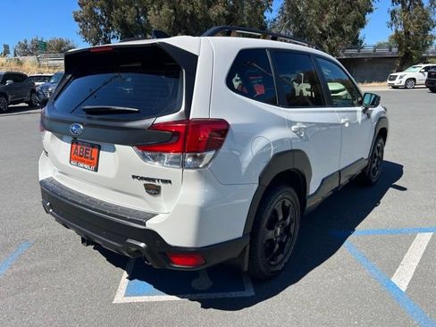 Used 2025 Subaru Forester Wilderness w/ Wilderness Package AWD/4WD image 8