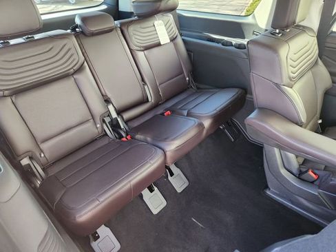 New 2025 Ford Expedition Max Platinum w/ Platinum Ultimate Package image 16