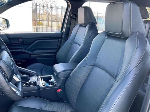 Certified 2025 Toyota 4Runner TRD Off-Road Premium image 8