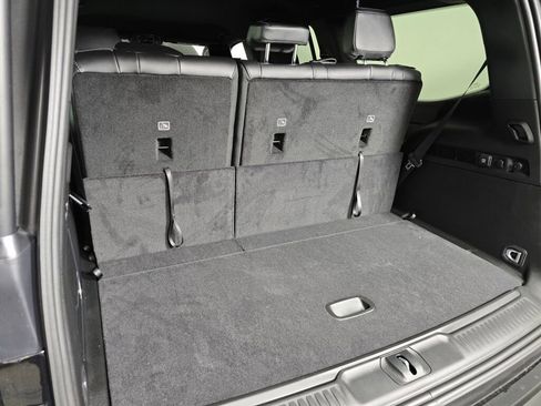 New 2025 Jeep Wagoneer Series II w/ HD Trailer Tow Package image 13