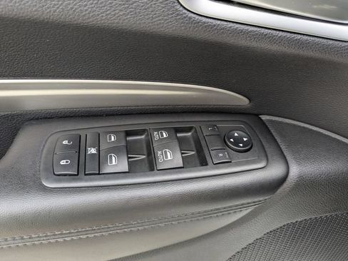 Used 2019 Dodge Durango SXT AWD/4WD image 24