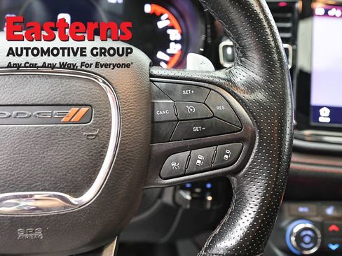Used 2024 Dodge Durango GT RWD image 16