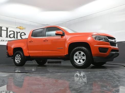 Used 2019 Chevrolet Colorado W/T w/ WT Convenience Package AWD/4WD image 2