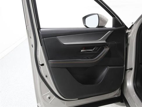 Certified 2024 MAZDA CX-90 3.3 Turbo w/ Preferred Plus image 4