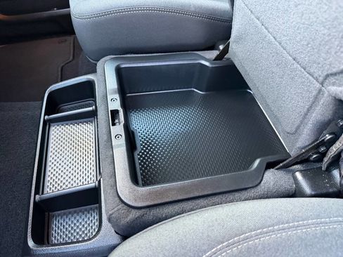 Used 2025 RAM 1500 Big Horn image 18