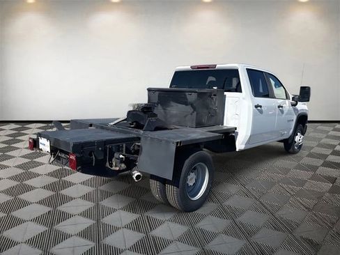 Used 2024 Chevrolet Silverado 3500 W/T w/ WT Convenience Package image 5
