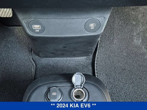 Used 2024 Kia EV6 Light AWD/4WD image 27
