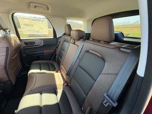 New 2026 Ford Bronco Sport Outer Banks AWD/4WD image 19