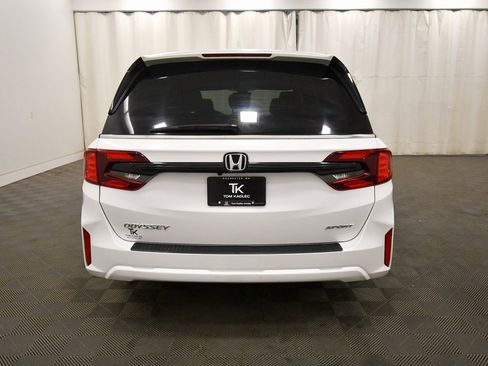 Certified 2025 Honda Odyssey Sport-L image 6