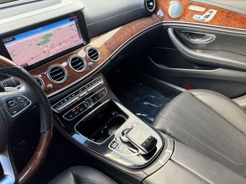 Used 2017 Mercedes-Benz E 300 w/ Premium 1 Package image 26
