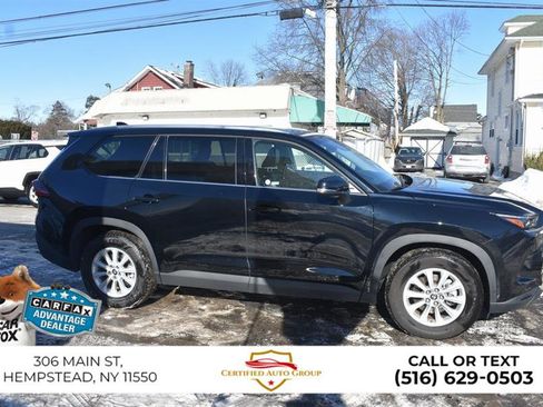 Used 2025 Toyota Grand Highlander XLE image 5