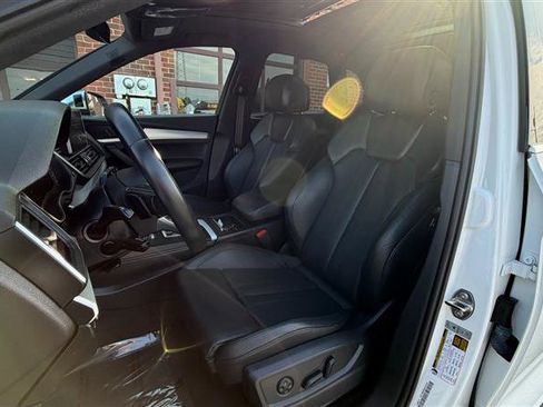 Used 2018 Audi SQ5 Prestige w/ Prestige Package AWD/4WD image 32