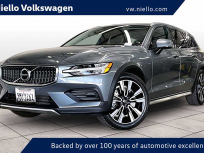Used 2020 Volvo V60 T5 Cross Country w/ Cross Country Pro Package