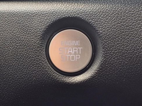 New 2026 Kia Sorento S w/ S Panoramic Sunroof Package image 7