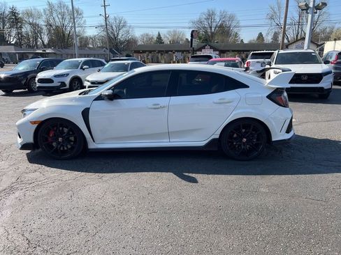 Used 2019 Honda Civic Type R image 6