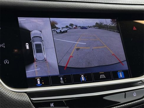 Used 2022 Cadillac XT5 Premium Luxury w/ Technology Package image 18