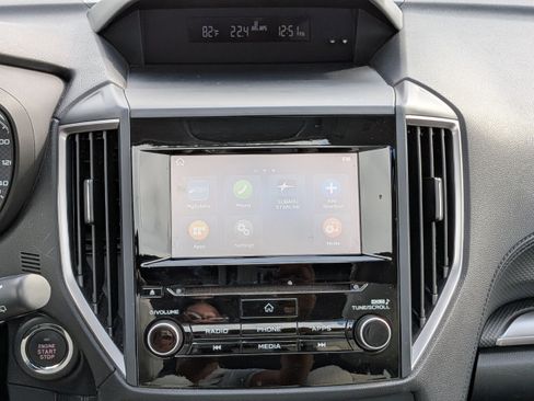 Certified 2022 Subaru Forester Premium image 18