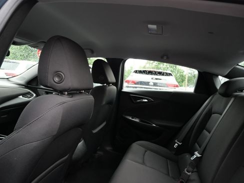 Used 2020 Chevrolet Malibu LS FWD image 17