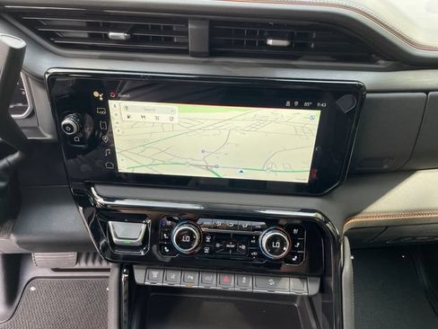 New 2026 GMC Sierra 2500 AT4 w/ AT4 Premium Plus Package AWD/4WD image 27