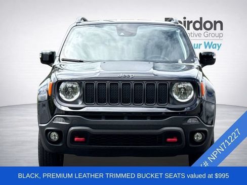Used 2022 Jeep Renegade Trailhawk w/ Trailer Tow Group AWD/4WD image 2
