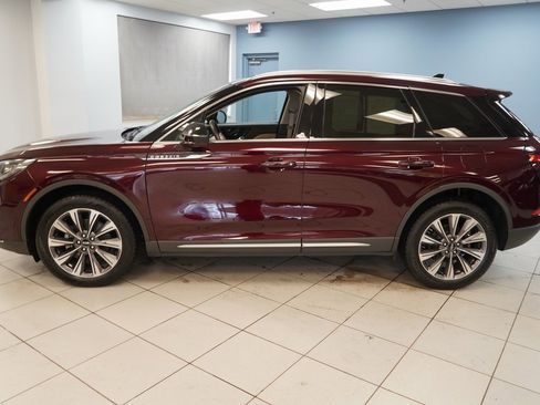 Used 2020 Lincoln Corsair Reserve w/ Elements Package image 2