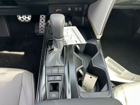 New 2026 Toyota Camry SE FWD image 19