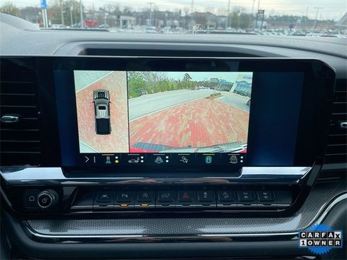 Used 2022 Chevrolet Silverado 1500 ZR2 w/ Technology Package image 19