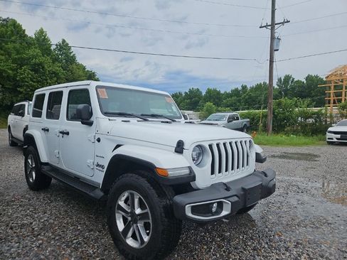 Used 2022 Jeep Wrangler Unlimited Sahara w/ LED Lighting Group AWD/4WD image 4