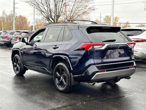 Used 2020 Toyota RAV4 XSE image 4